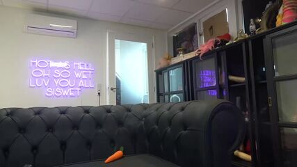 Asian Camgirls Extreme Anal Play