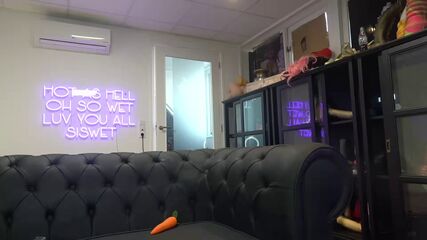 Asian Camgirls Extreme Anal Play